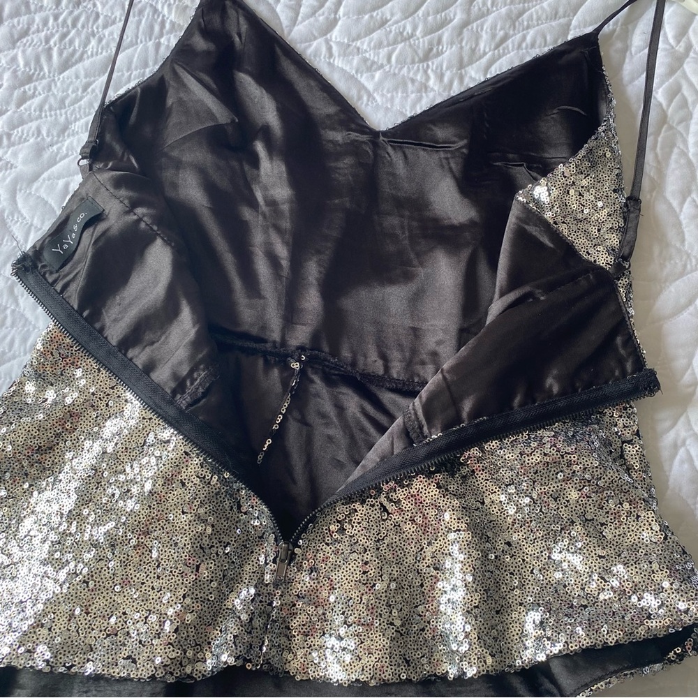 YAYA & co. Silver Sequin Asymmetrical Camisole - Picture 3 of 7